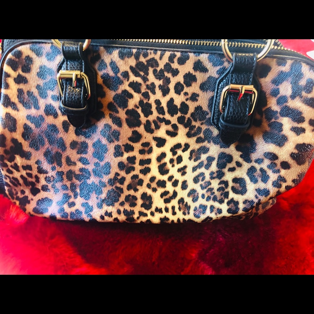 Hand bag